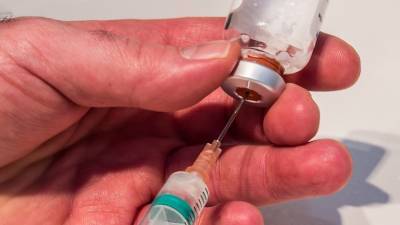 Глава Минобрнауки РФ анонсировал скорое поступление вакцины "КовиВак" в регионы