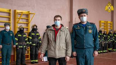 Жителя Тверской области наградили за спасение ребенка из ледяной воды