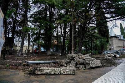 В июне закончится реконструкция верхнего парка сочинской «Ривьеры»