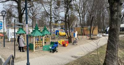 "Существуют ГОСТы и требования": юрист — о состоянии детской площадки в парке "Юность", где травмировалась девочка