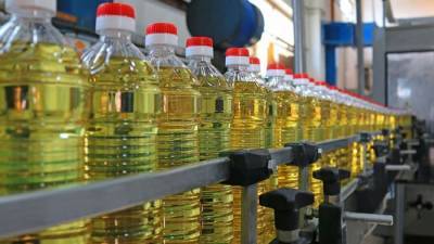 Кабмин может ввести экспортную пошлину на подсолнечное масло с 1 сентября