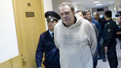Из Австрии экстрадируют Бориса Мазо, обвиняемого в хищениях средств Эрмитажа