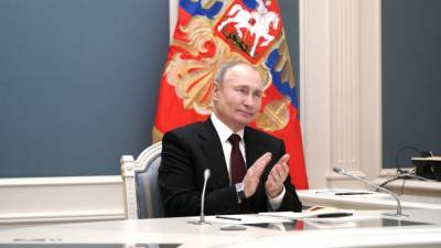 Владимир Путин проводит встречу с лауреатами президентских премий в области культуры