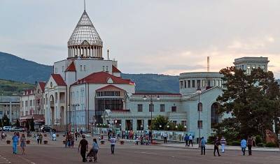 Власти Нагорного Карабаха объявили русский язык вторым государственным