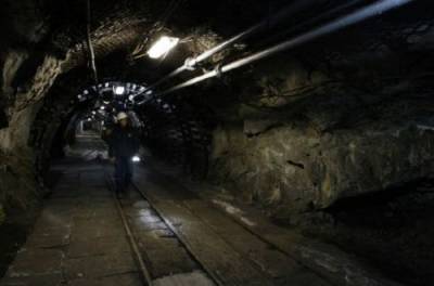 ЧП в шахте на Донбассе: в монтажной камере погиб горняк