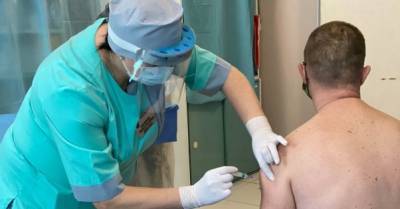 Китайской вакцине доверяют почти вдвое меньше украинцев, чем индийской — опрос