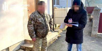 Во Львовской области военный продавал украденное из воинской части топливо через собственные АЗС