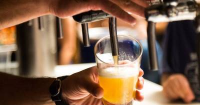 Ученые узнали, почему алкоголь делает людей неуклюжими и медленными