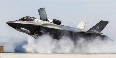 Новейший американский F-35 подбил сам себя