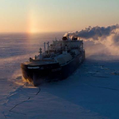 Медведев рассказал о попытках некоторых стран ослабить Россию в Арктике