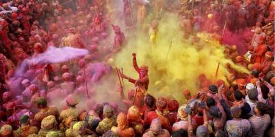 Краски весны. В Индии начинают праздновать фестиваль Холи — фоторепортаж
