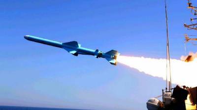 СМИ: Иран обстрелял ракетами израильское судно