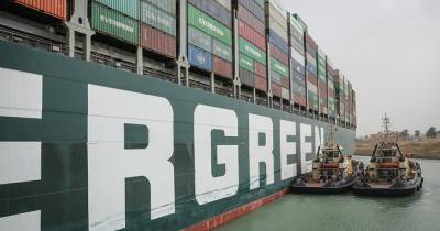 Стали известны финансовые потери от блокировки Суэцкого канала