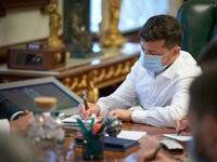 Зеленский подписал закон о предотвращении чрезмерного давления на бизнес