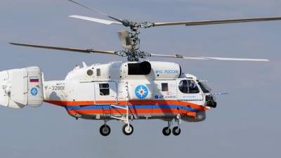 Вертолет Ка-32 МЧС РФ совершил жесткую посадку в Калининградской области