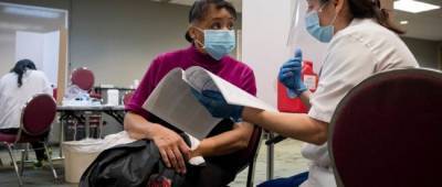 США планируют до мая сделать 200 млн прививок от коронавируса