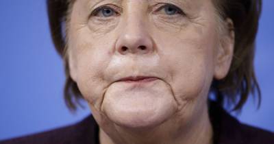 В ЕС планируют создать единые прививочные паспорта - Меркель