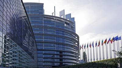 Брюссель сохранил ограничения на несущественные поездки в Евросоюзе