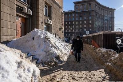 «Непроходимое болото»: Варламов раскритиковал режим ЧС из-за тающего снега в Новосибирске