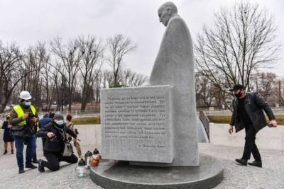 В Люблине открыли памятник выдающемуся украинцу-праведнику