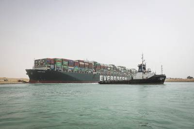 ЧП в Суэцком канале взорвало цены на морские перевозки