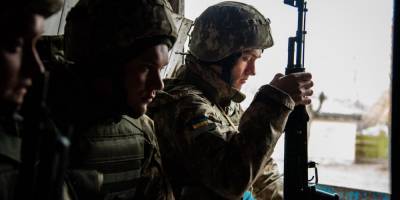 В штабе сообщили, где украинские позиции на Донбассе попали под обстрелы боевиков
