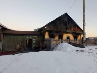 Пришли в гости: двое южноуральцев погибли на пожаре в доме