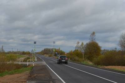 В Смоленской области на дорогах установили 2890 знаков и 95 остановочных павильонов