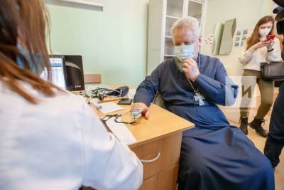 Священнослужители Казанской епархии сделали прививки от COVID