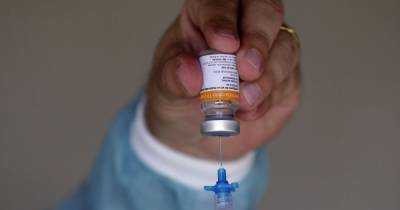 Украина получила вторую вакцину от коронавируса: кого и когда будут прививать китайским CoronaVac