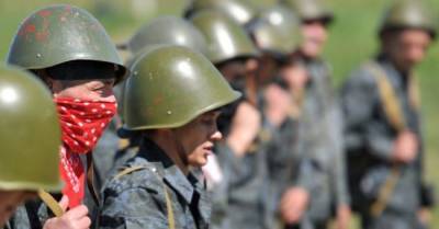 Странная дата — на Украине празднуют день Национальной гвардии