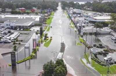 Ущерб на более, чем 100 млн долларов: в Австралии подсчитали убытки от наводнения