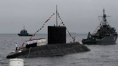 В Петербурге на воду спустили третью подлодку типа «Варшавянка»