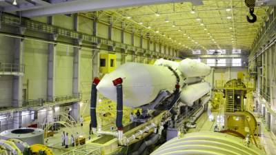 Роскосмос запустил серийное производство ракет-носителей "Ангара-А5" для Минобороны РФ