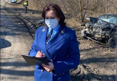 Прокуратура контролирует разбирательство в массовой аварии под Воронежем с гибелью 14-летнего мальчика