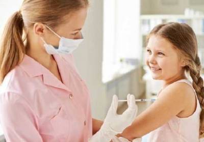 Pfizer/BioNTech почала тестування COVID-вакцини на дітях