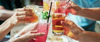 Названы популярные напитки, повышающие риск сердечного приступа