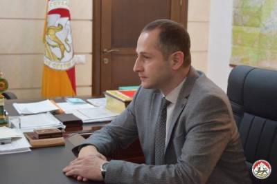 Зарплаты чиновников Южной Осетии достигнут уровня 2017 года по СКФО