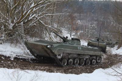 Украина готовит к отправке в Донбасс польские БМП-1АК