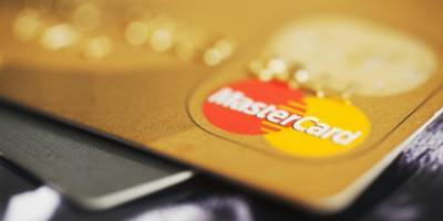 Mastercard повысит россиянам комиссию за онлайн-оплату картами