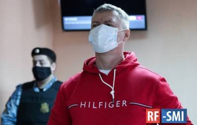 Суд оштрафовал экс-мэра Екатеринбурга Ройзмана за участие в несогласованной акции