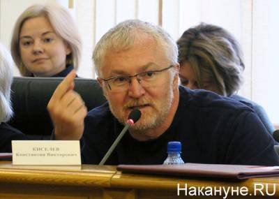 Екатеринбургского депутата будут судить в середине апреля за поход на уличные акции