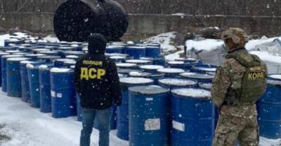 Полиция пресекла хищение нефти на &quot;Нефтехимик-Прикарпатье&quot; под видом вывоза отходов (ФОТО)