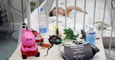 Пневмонии и расстройства желудочно-кишечного тракта: коронавирус у детей становится более агрессивным