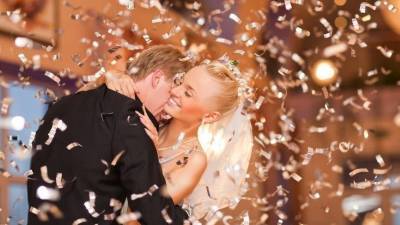 Линии любви и брака: Как по руке определить, когда состоится свадьба