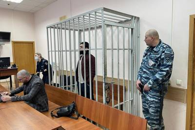Суд отправил в СИЗО подозреваемого в избиении бойца ММА Мирзаева