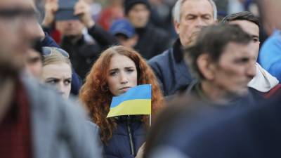 Украинцев предупредили об "опасности" русского языка