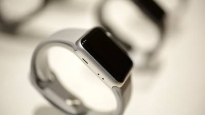 Более прочную версию Apple Watch могут разработать для туристов и спортсменов – СМИ