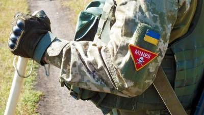Украинские каратели продолжают минировать дороги общего пользования – НМ ДНР