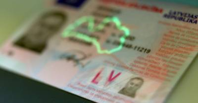 Латвийские права можно будет использовать в Великобритании до конца срока их годности